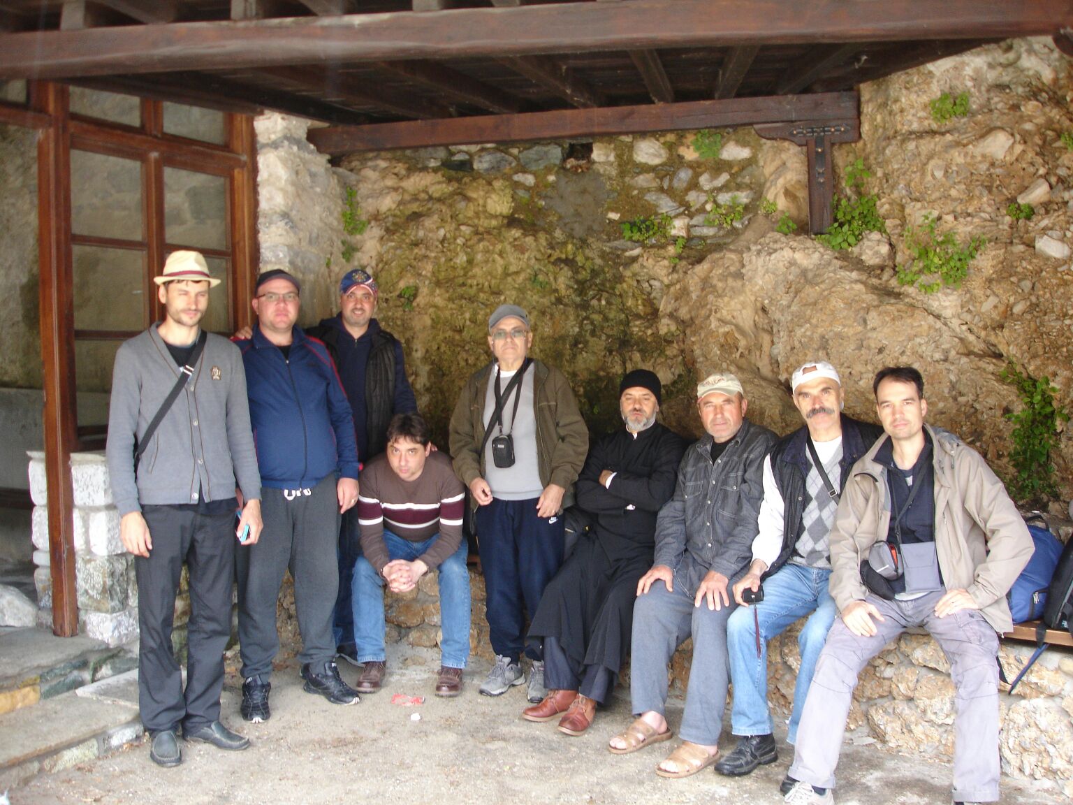 Grup de pelerini la Muntele Athos